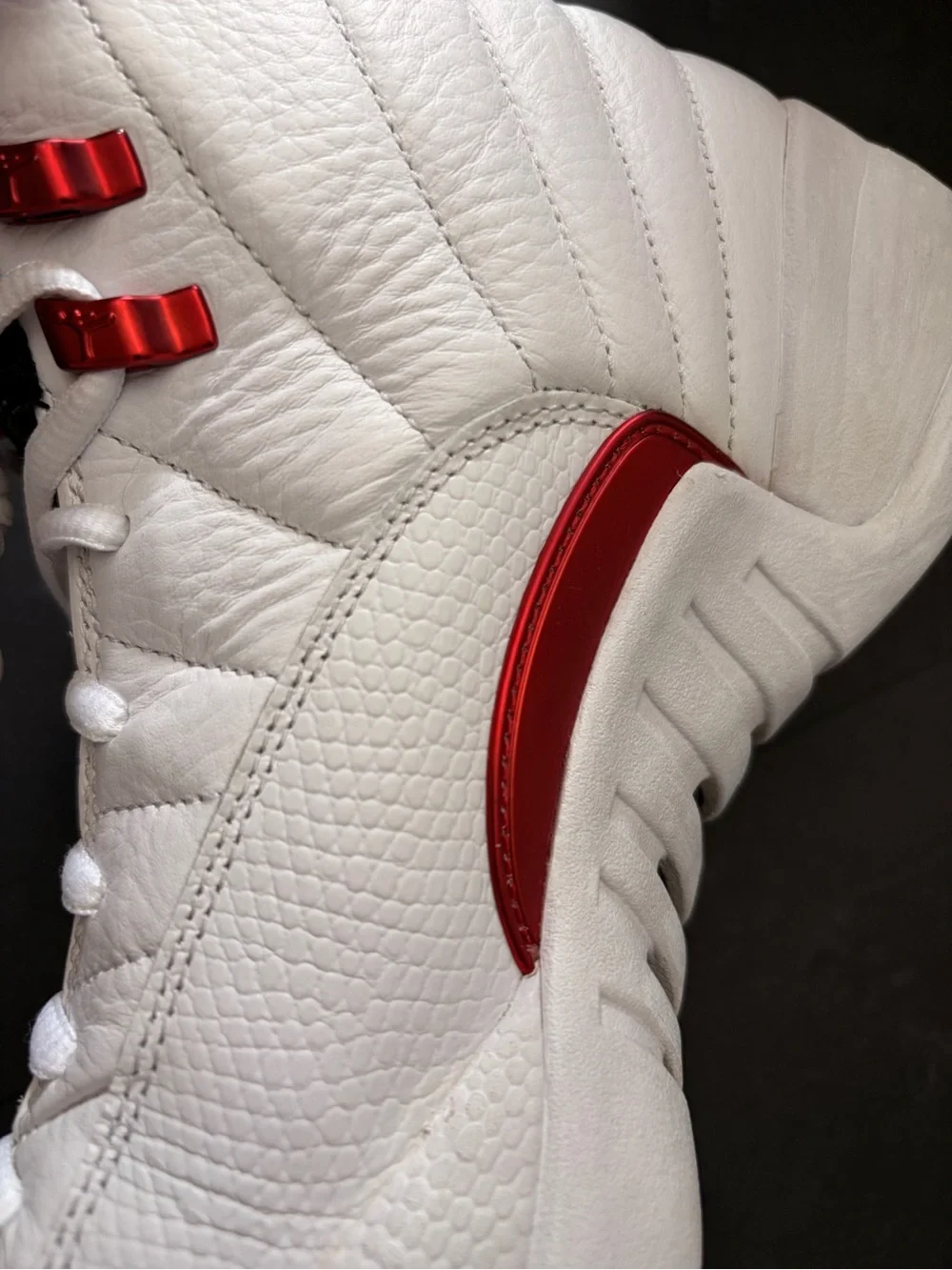 Jordan clean leather